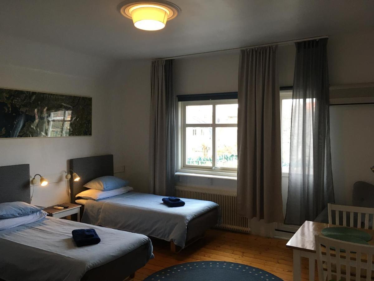 Bed & Breakfast Bla Huset I Gothenburg